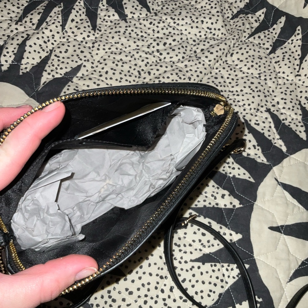 NWT Michael Kors • Jet Set Travel Medium Dome Crossbody Bag - Picture 8 of 10